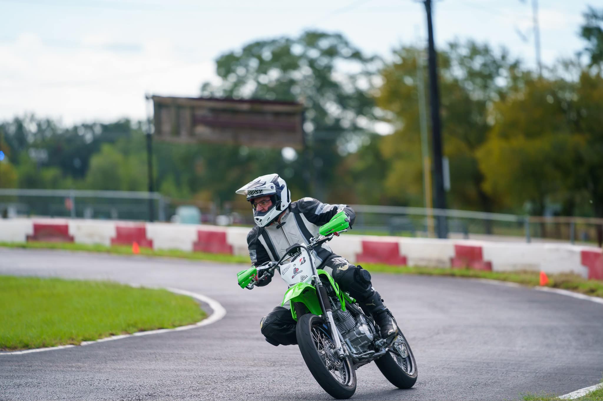 Racing action at Moore Park Raceway 10
